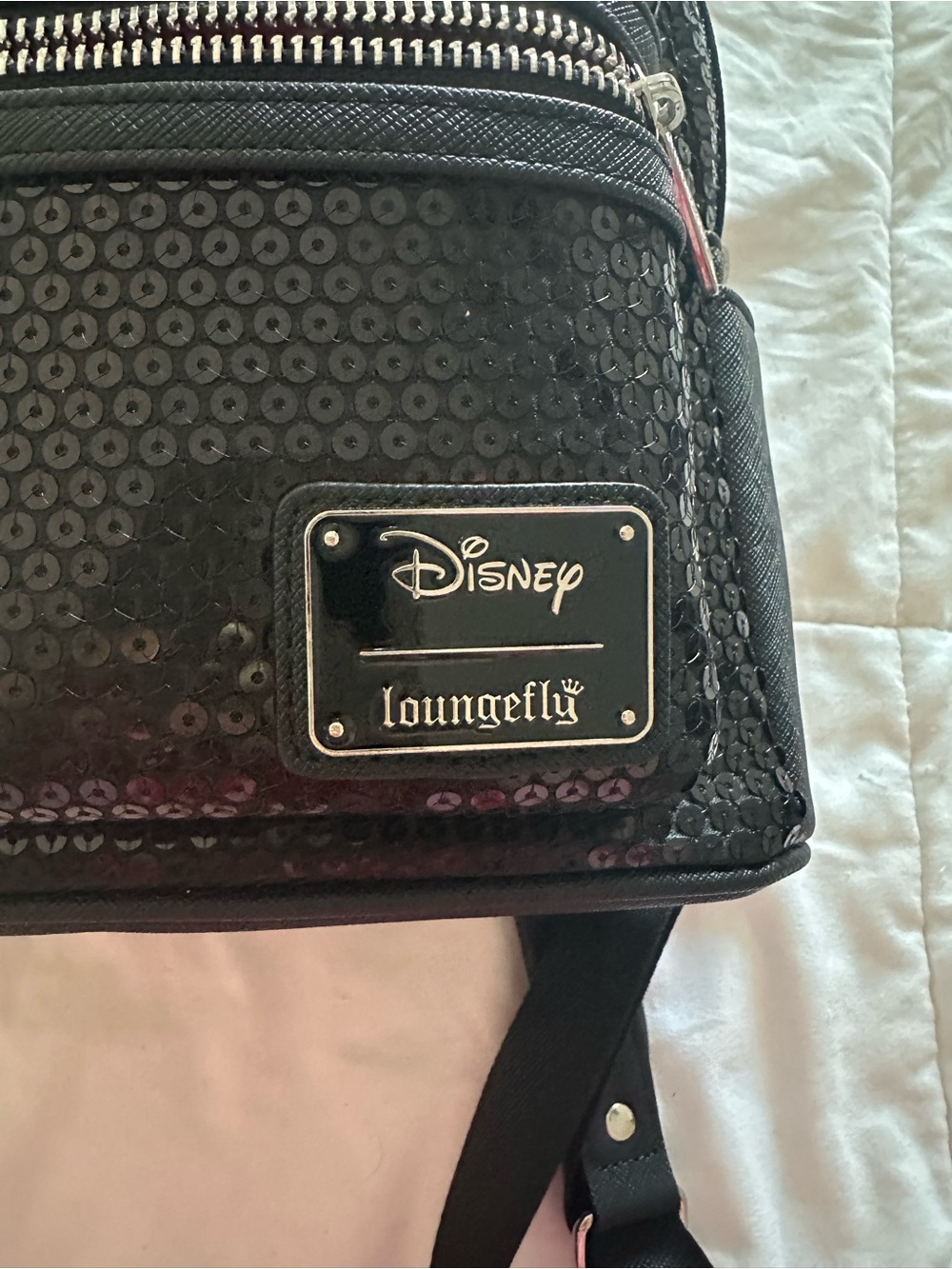 Loungefly x Disney Black Sequin Minnie Mouse Backpack with Red Bow - Picture 5 of 6